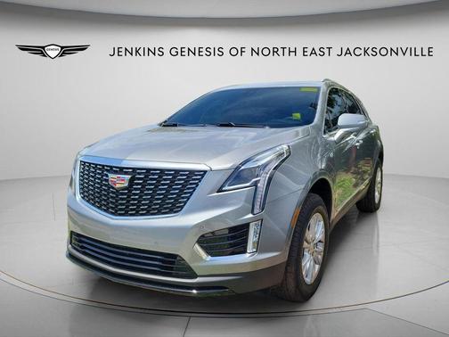 Silver Metallic 2025 Cadillac XT5 Luxury