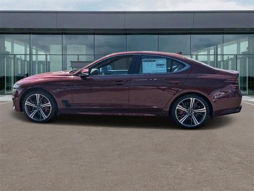 2025 Genesis G70 2.5T