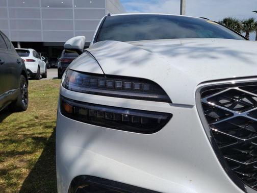 Uyuni White 2026 Genesis GV70 3.5T Sport Advanced