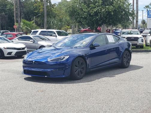 2022 Tesla Model S Base