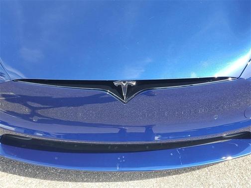 2022 Tesla Model S Base
