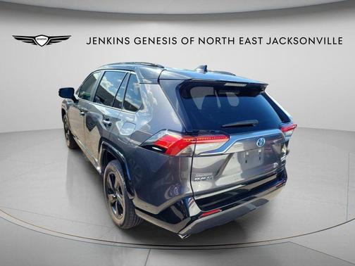 Magnetic Gray Metallic 2020 Toyota RAV4 Hybrid XSE