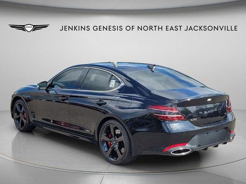 Vik Black 2026 Genesis G70 3.3T Sport Prestige