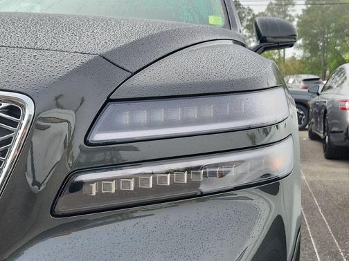 Green 2026 Genesis GV80 2.5T Advanced