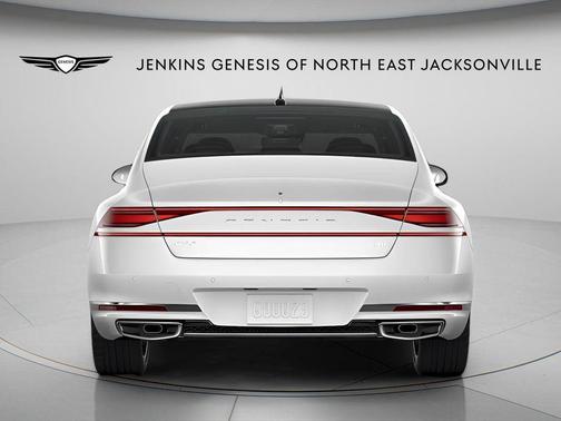 Uyuni White 2025 Genesis G90 3.5T e-SC