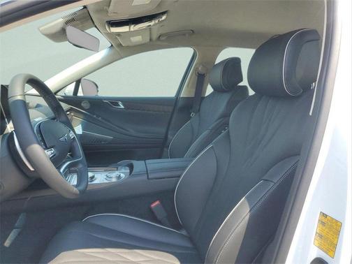2023 Genesis Electrified G80 Base