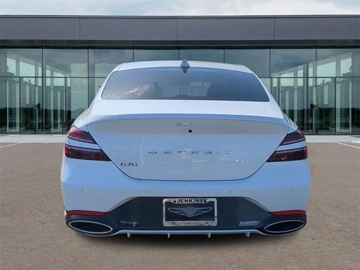 2025 Genesis G70 2.5T