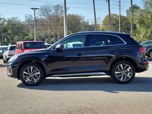 2023 Audi Q5 45 S line quattro Premium