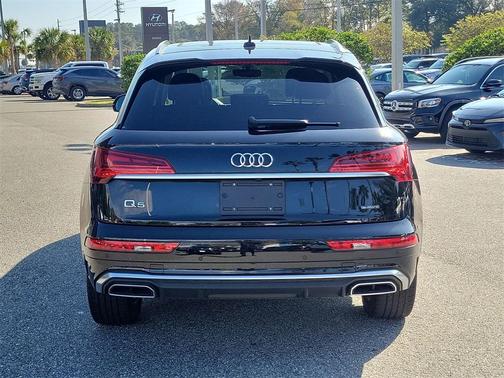 2023 Audi Q5 45 S line quattro Premium