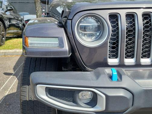 Granite Crystal Clearcoat Metallic 2022 Jeep Wrangler Unlimited 4xe Sahara