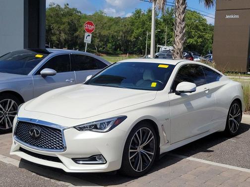 Majestic White 2019 INFINITI Q60 3.0t LUXE