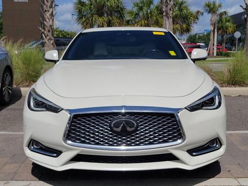 Majestic White 2019 INFINITI Q60 3.0t LUXE