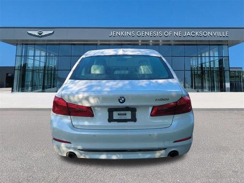 2019 BMW 530 i