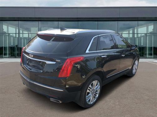 2017 Cadillac XT5 Premium Luxury