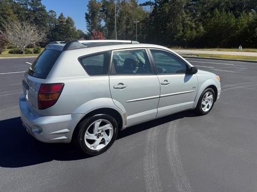 2004 Pontiac Vibe Base