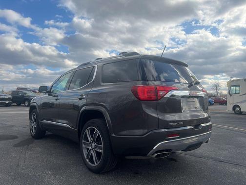 Smokey Quartz Metallic 2019 GMC Acadia Denali