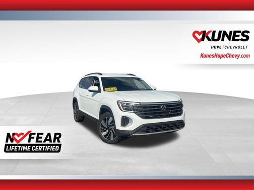 2025 Volkswagen Atlas 2.0T SE w/Technology 4MOTION