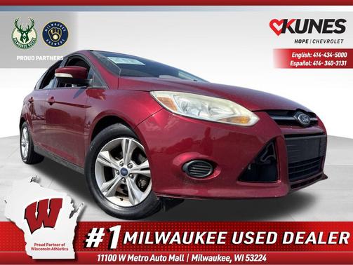RUBY RED 2013 Ford Focus SE