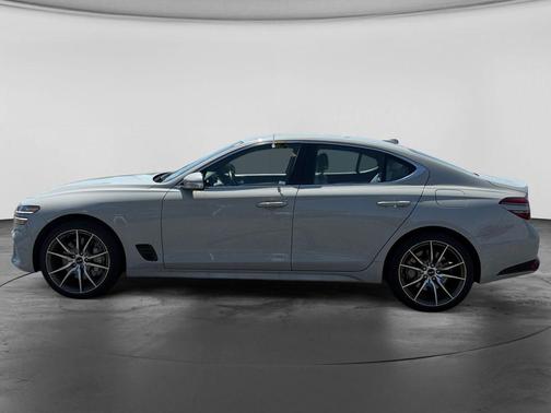 Vatna Gray 2025 Genesis G70 2.5T AWD