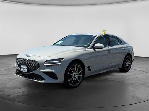 Vatna Gray 2025 Genesis G70 2.5T AWD