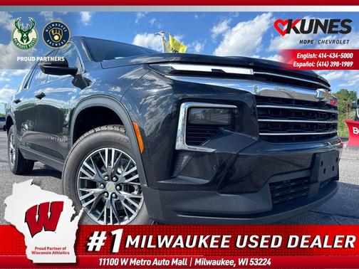 Mosaic Black Metallic 2024 Chevrolet Traverse LT
