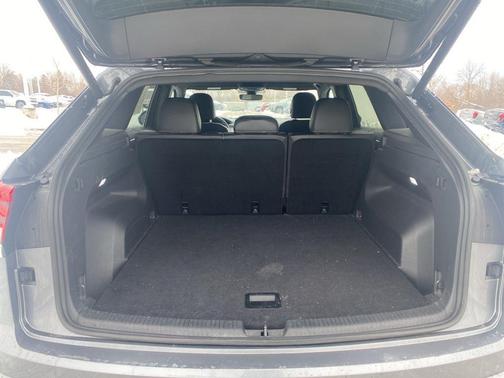 2025 Volkswagen Atlas Cross Sport 2.0T SE w/Technology 4MOTION