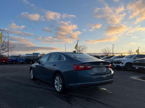 2025 Chevrolet Malibu FWD 1LT