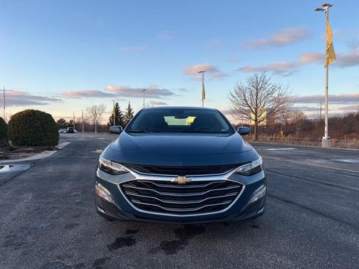 2025 Chevrolet Malibu FWD 1LT