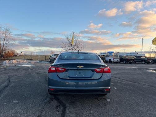 2025 Chevrolet Malibu FWD 1LT