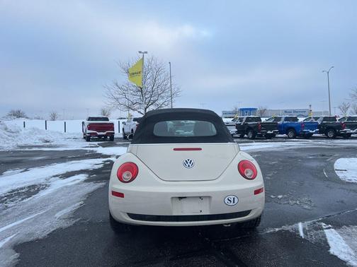 2007 Volkswagen New Beetle 2.5