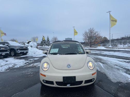 2007 Volkswagen New Beetle 2.5