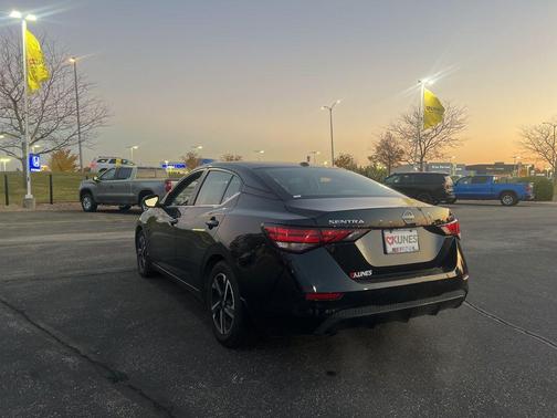 2024 Nissan Sentra SV