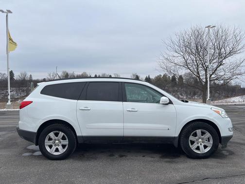 2010 Chevrolet Traverse LT