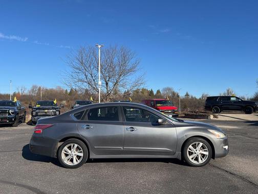 2014 Nissan Altima 2.5 SV