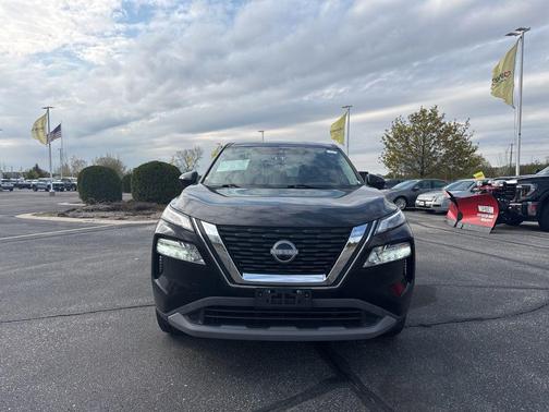 Super Black 2023 Nissan Rogue SV