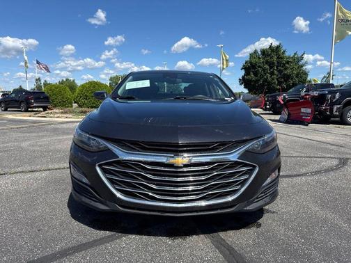 Dark Ash Metallic 2023 Chevrolet Malibu FWD 1LT
