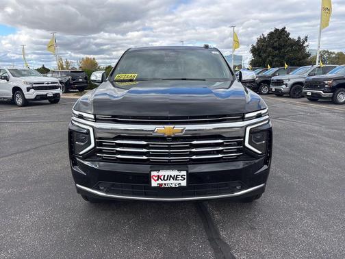 2025 Chevrolet Suburban Premier