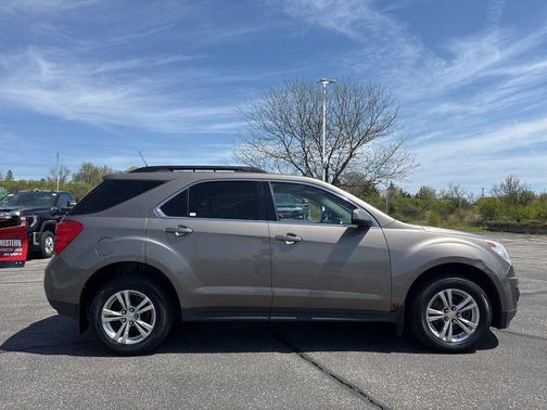 Mocha Steel Metallic 2011 Chevrolet Equinox LT