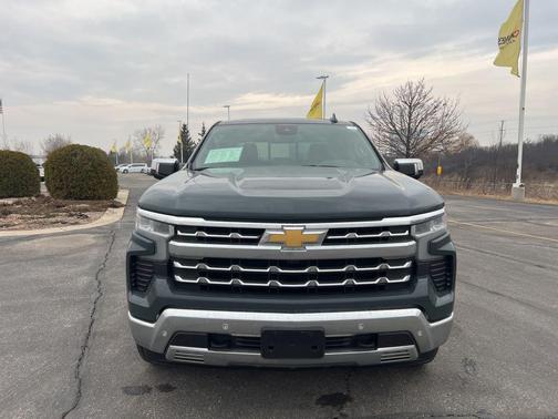 2025 Chevrolet Silverado 1500 LTZ