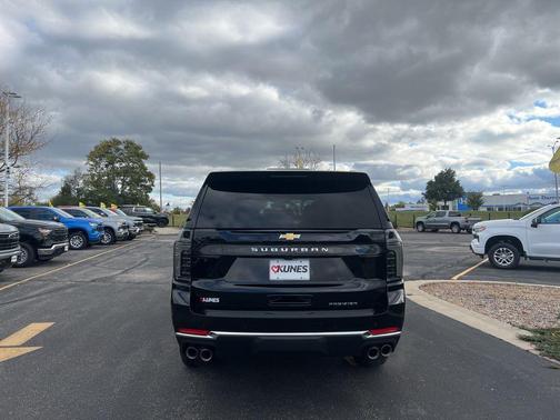 2025 Chevrolet Suburban Premier