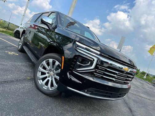 2025 Chevrolet Suburban Premier