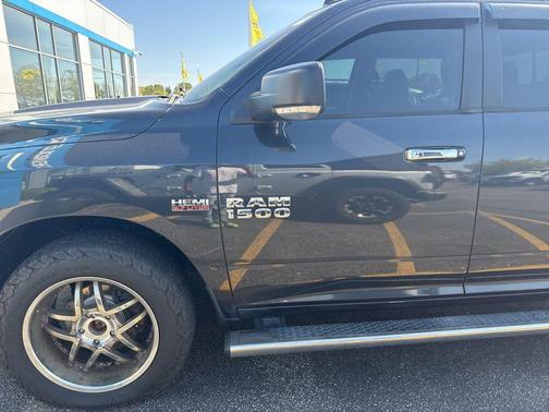 2017 RAM 1500 Big Horn