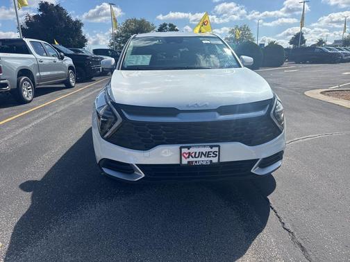 2024 Kia Sportage LX