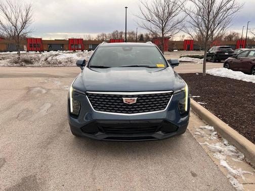 Deep Sea Metallic 2025 Cadillac XT4 Premium Luxury