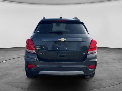 Nightfall Gray Metallic 2018 Chevrolet Trax LT