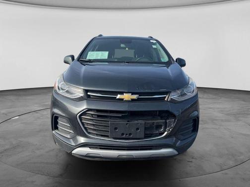 Nightfall Gray Metallic 2018 Chevrolet Trax LT