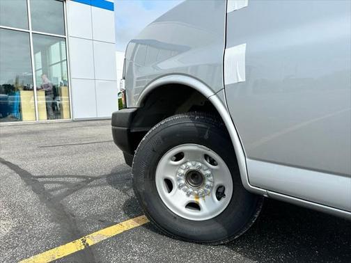 2025 Chevrolet Express 2500 RWD 2500 Extended Wheelbase WT