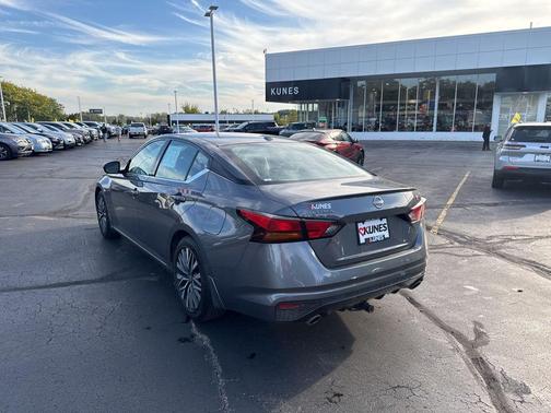 2024 Nissan Altima SR FWD