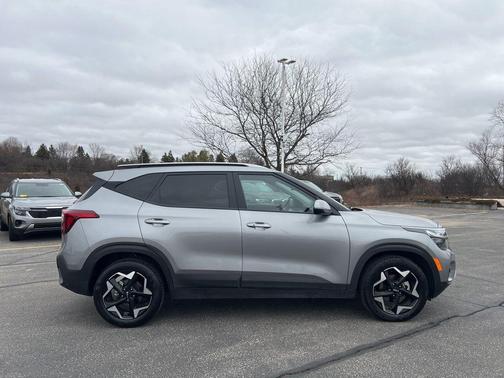2025 Kia Seltos S