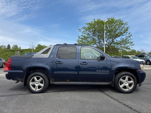 Imperial Blue Metallic 2011 Chevrolet Avalanche 1500 LT
